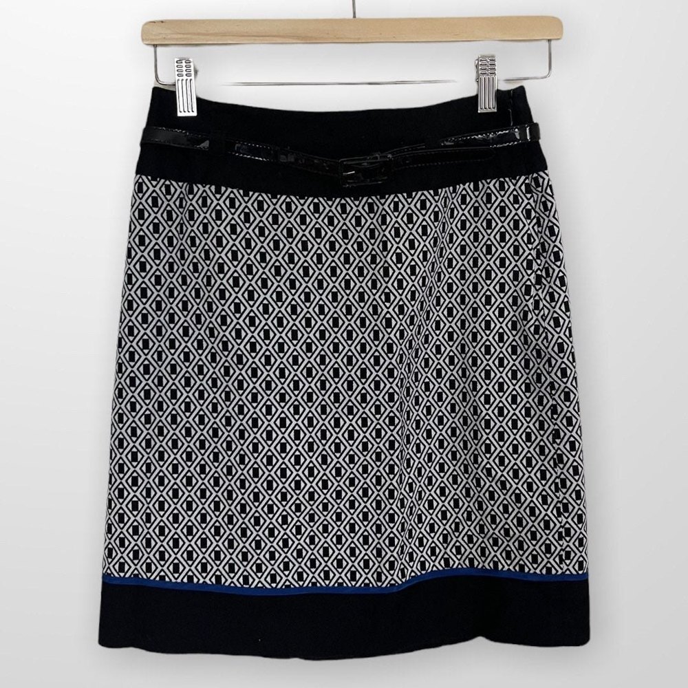 Ann Taylor Geometric Pencil Skirt A-Line Size 2 - Picture 2 of 6